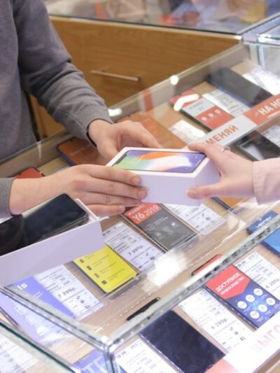 Electronics & Mobiles